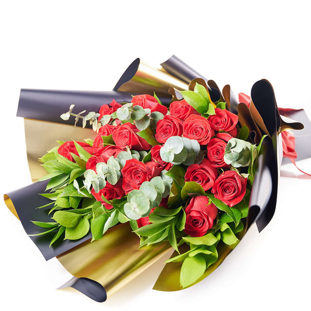 Red rose bouquet. USA Delivery